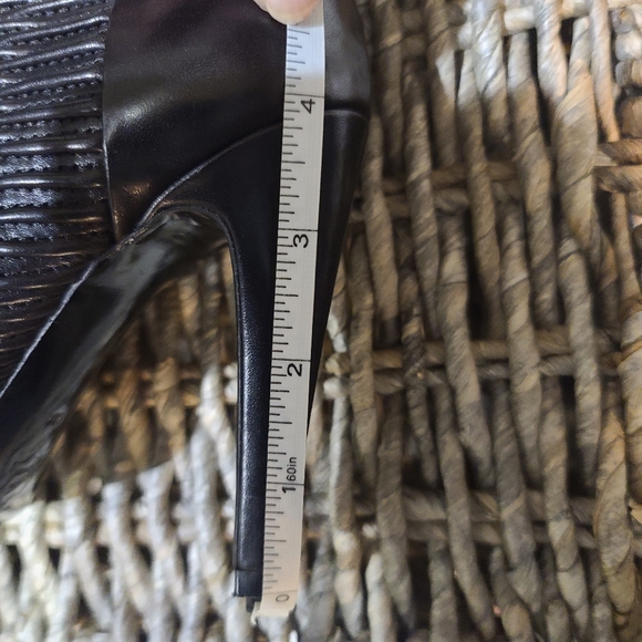 Kenneth Cole Black Leather Boots - Picture 3 of 4